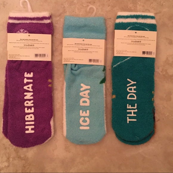 Bath Body Works 3pr Shea Infused Socks Holiday - Picture 2 of 2